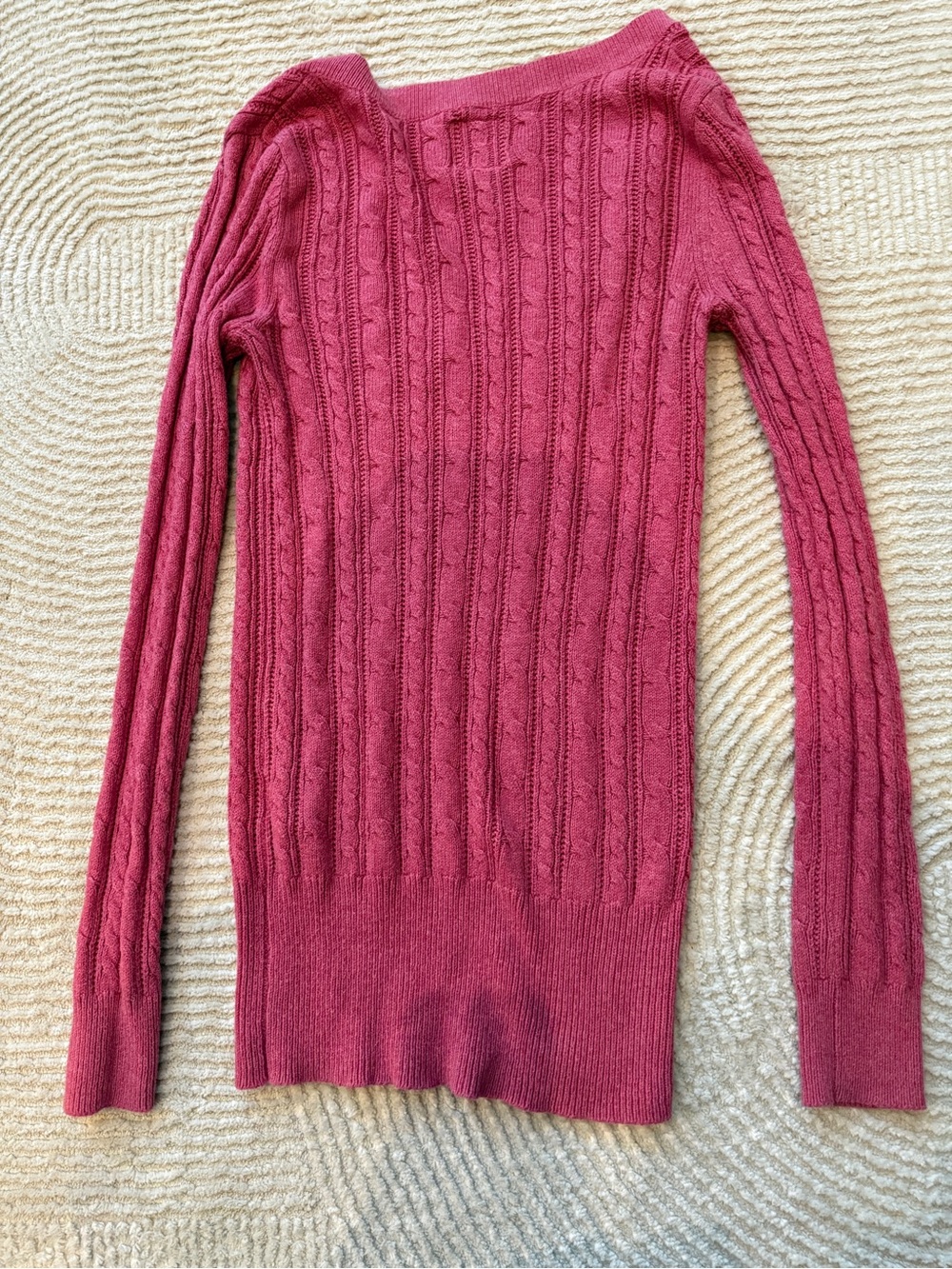 Beautiful American Eagle Women's V-Neck Cable Knit Sweater - Rose Pink - Picture 4 of 4